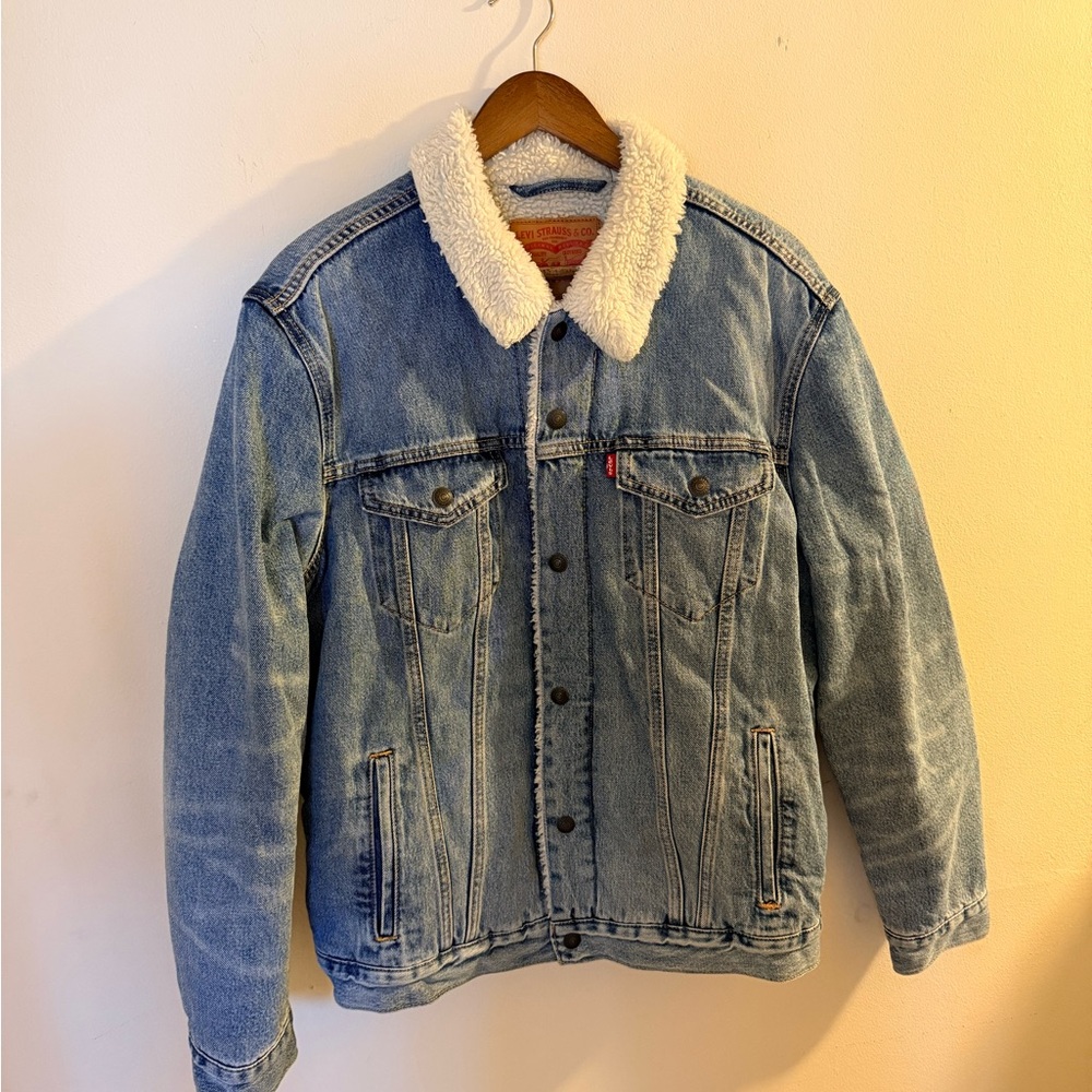 Levi's Blue Denim Jacket with White Sherpa Lining